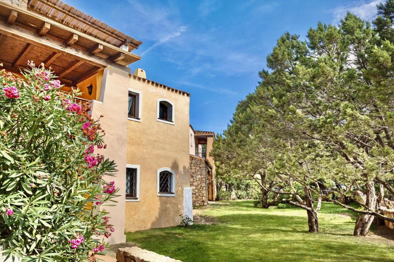 Residence Con Piscina A Liscia Di Vacca, 350 Mt Dal Mare, 3 Km Da Porto Cervo Bagian luar foto