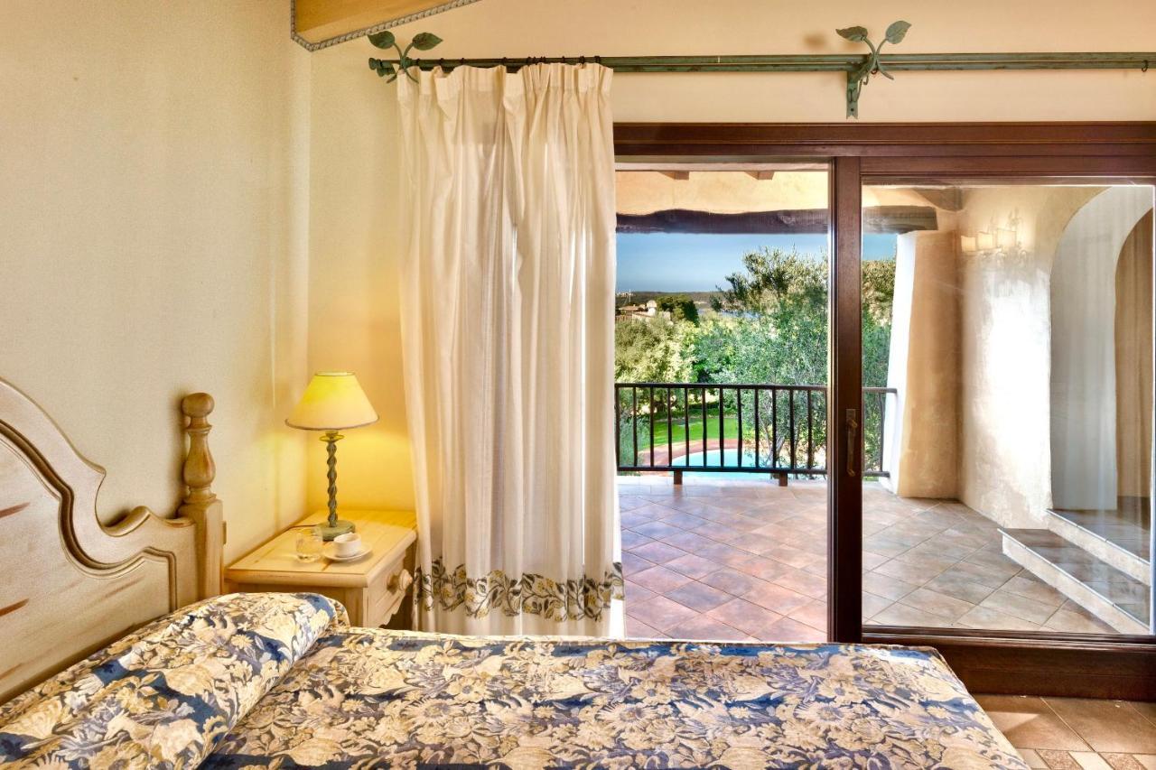 Residence Con Piscina A Liscia Di Vacca, 350 Mt Dal Mare, 3 Km Da Porto Cervo Bagian luar foto